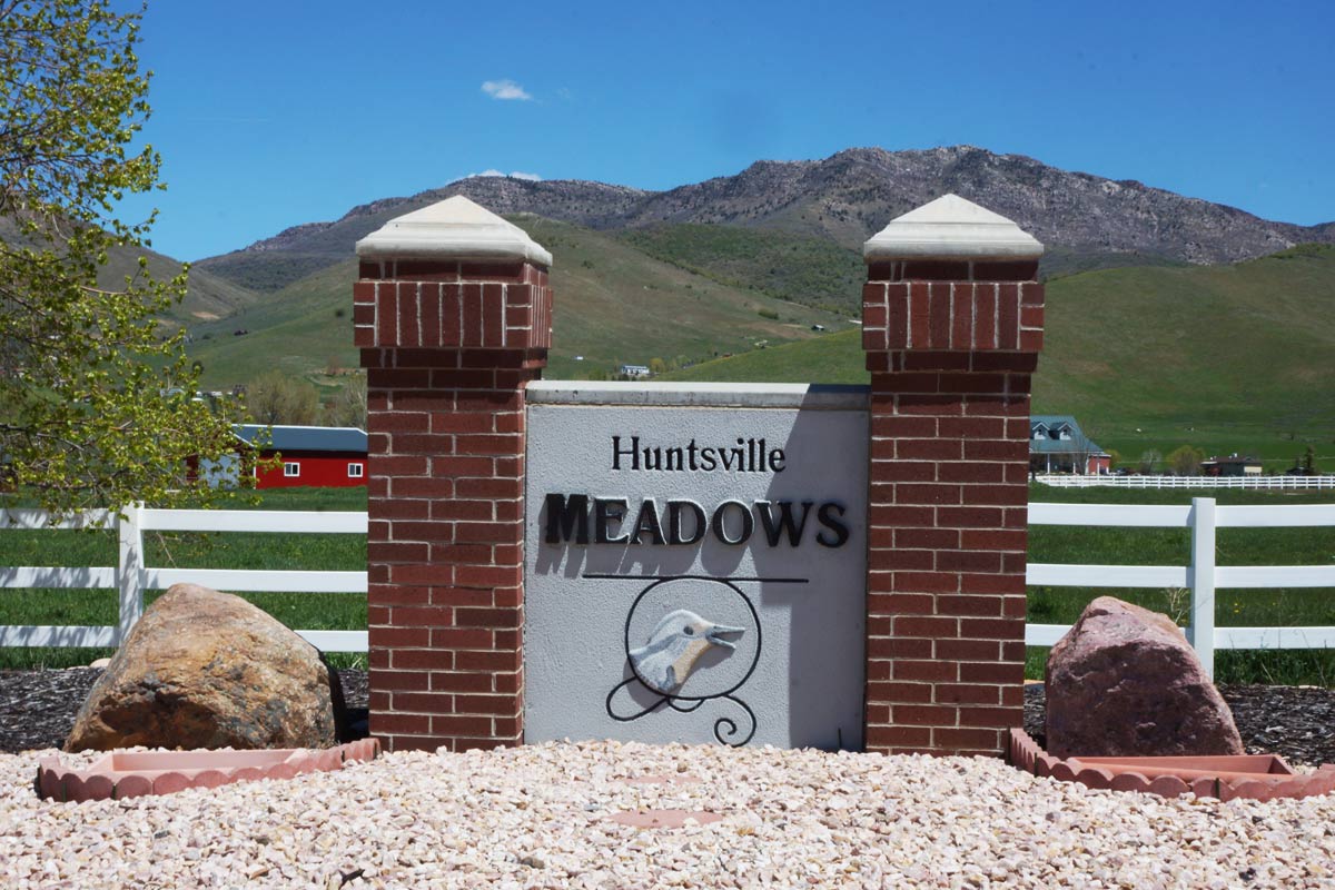 Huntsville-Meadows-Monument.jpg